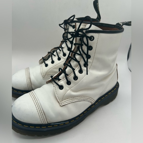 Vintage Dr. Martens White Bex Toe Cap 1460 Lace up Boot Made In England W 11 - Picture 3 of 11